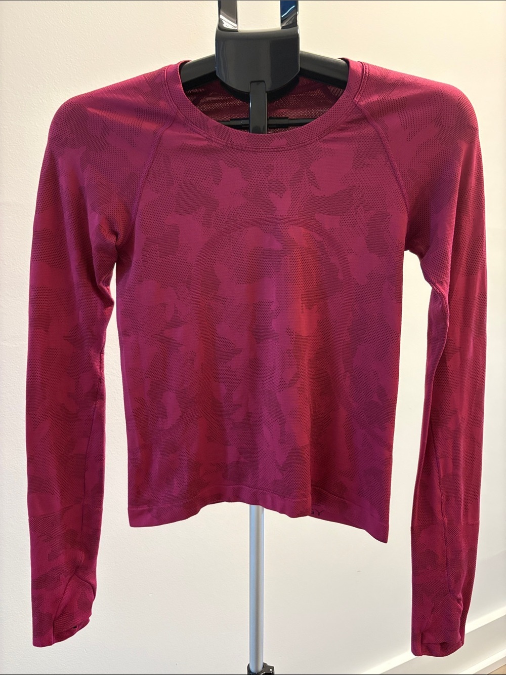 Lululemon Swiftly Tech 2.0 Race Length Lunar New Year ~ 4 ~ Magenta